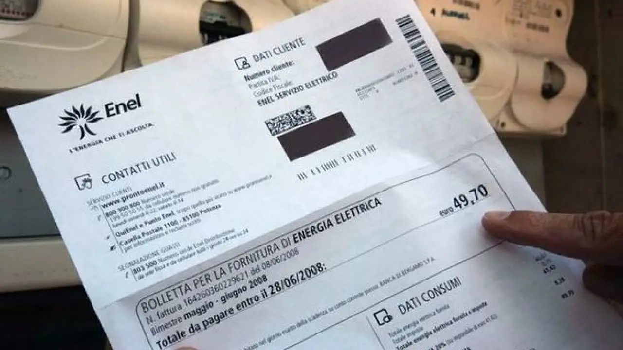 Come leggere la bolletta della luce per capire dove risparmiare? La voce che tutti ignorano e che fa la differenza